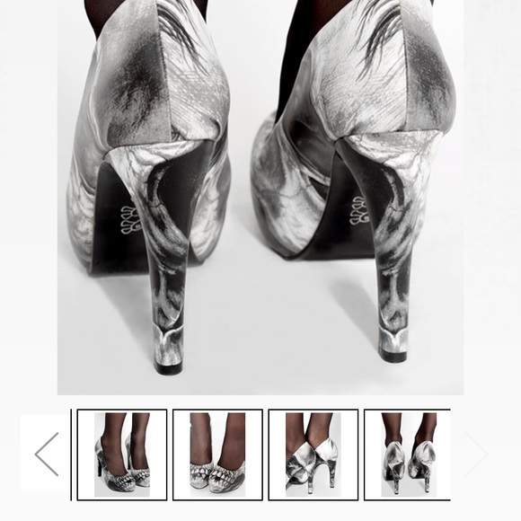 Iron Fist Dead on Platform - Picture 11 of 12